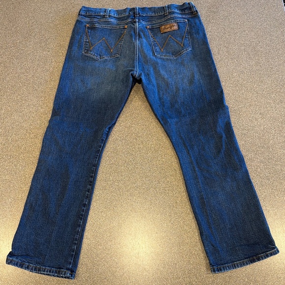 Men’s Wrangler Retro Slim Boot Jeans 40x32 - Picture 2 of 3